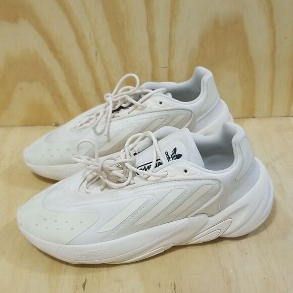 ADIDAS SNEAKER SHOES SPORTS CASUAL TRAINERS FREE TIME CODE OZELIA women size  7 - Picture 1 of 8